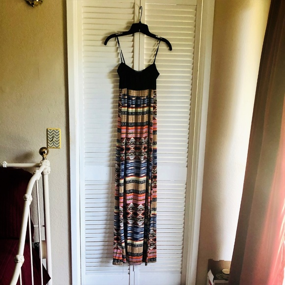 Boohoo Aztec Print Stretchy Cutout Maxi Dress - Picture 6 of 7